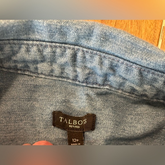 Talbot’s long sleeve chambray button‎ down shirt. 12 petite. - Picture 3 of 6